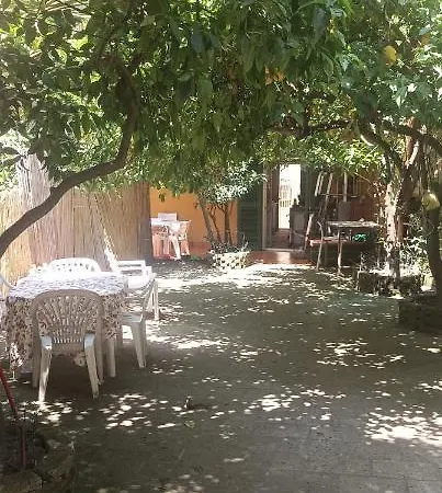 Pensión Il Giardino Nascosto Nápoles