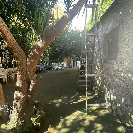 Il Giardino Nascosto Nápoly