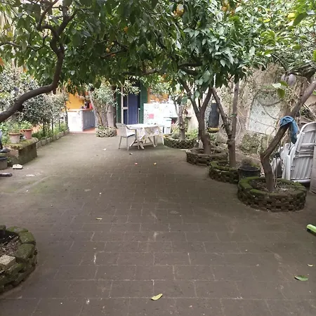 Pensión Il Giardino Nascosto Nápoles