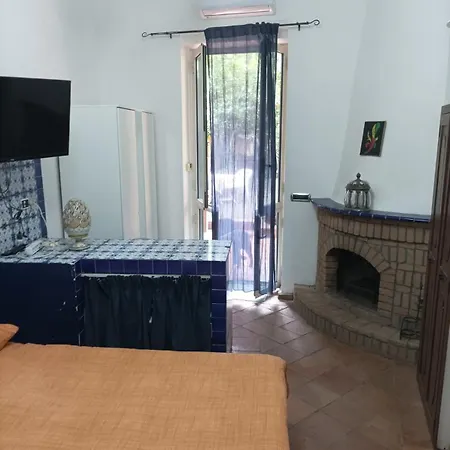 Il Giardino Nascosto Pensión Nápoles